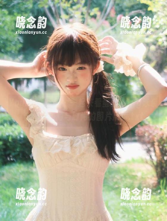 YouMi尤蜜荟 - 一起来看蛋蛋_egg泳装合集：美丽与时尚的图片展示.txt