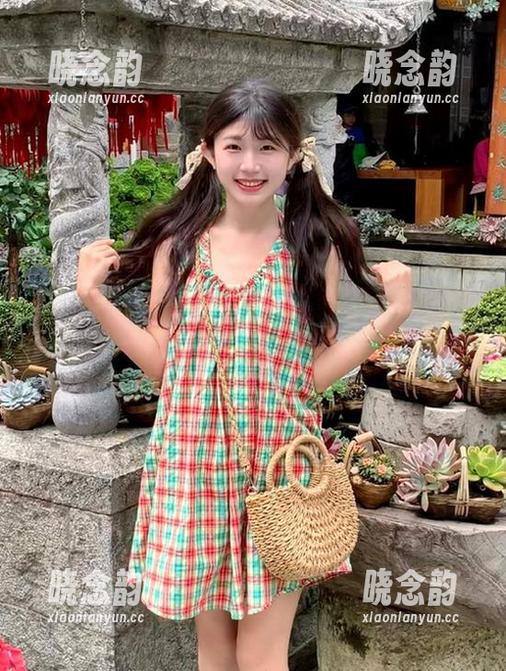 YouWu尤物馆 - Cris_卓娅祺的内衣写真套图，让你领略她的时尚与风情.txt