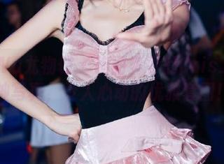 YouWu尤物馆 – 绚丽多彩的Cris_卓娅祺女神写真，令人心动的优雅套图！.txt