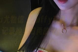 YouWu尤物馆 – Luffy菲菲短裙写真资源：记录她与时尚的千种风情.txt