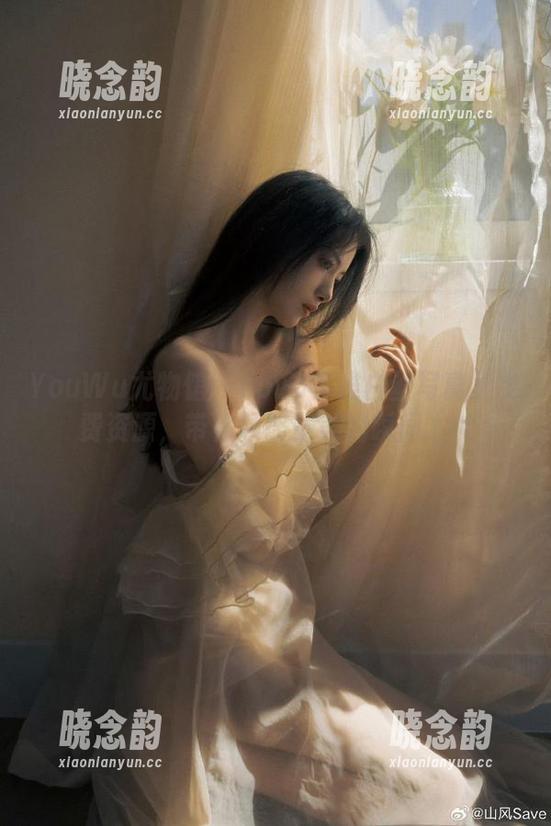 YouWu尤物馆 - nova李雅白丝写真集免费资源，带你领略最美的瞬间.txt