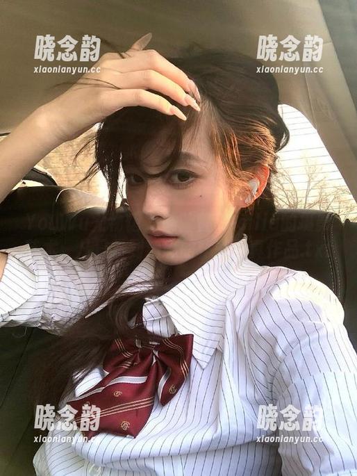 YouWu尤物馆 - 陆萱萱Cecilia的摄影艺术：从日常到精彩的秘书写真作品.txt