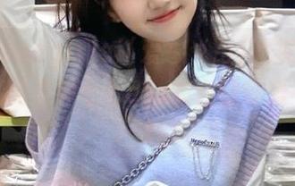 浸润在asagiriai(爱ちゃん)的视觉艺术中：精美原神七七cos集合让你爱不释手！.txt