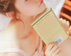 beautyleg – Dora的短裙私拍美图：谁说短裙只能在夏天绽放？.txt