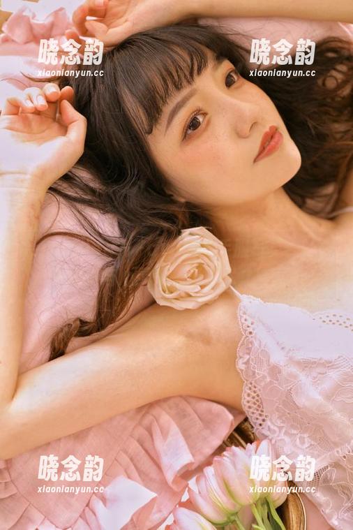 beautyleg - Faye的水手服写真：让你的眼睛与心灵来一场艺术之旅.txt