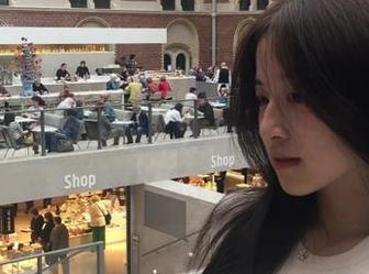beautyleg – 共享图库中Flora的死库水作品，带你领略超越平凡的艺术之美与故事.txt