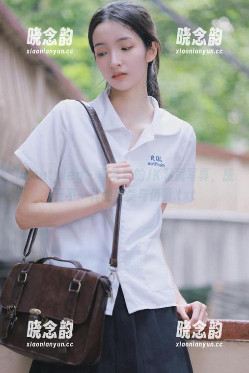beautyleg - 黄苇萱的JK私房写真，感受不一样的甜美与俏丽.txt