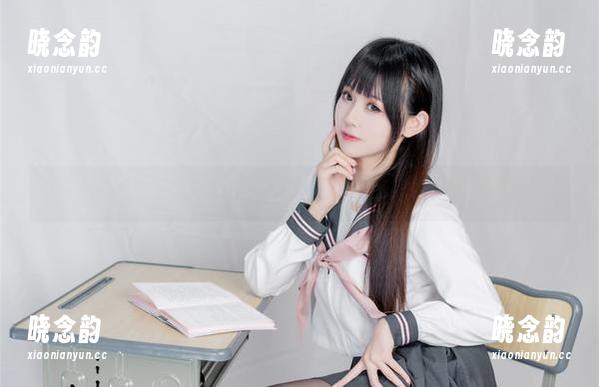 细腻的私拍记录，miko酱ww在校服中的美图展现生活美学.txt
