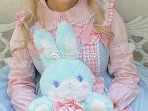 探索nyako喵子大魔王的《甜心》魅力，丰富的图片下载满足你的视觉饕餮.txt