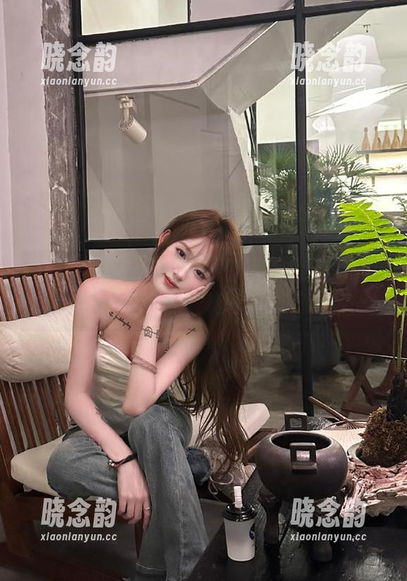 pans - 今日更新！小倩学姐全新写真图片上线，带给你不一样的视觉享受！.txt