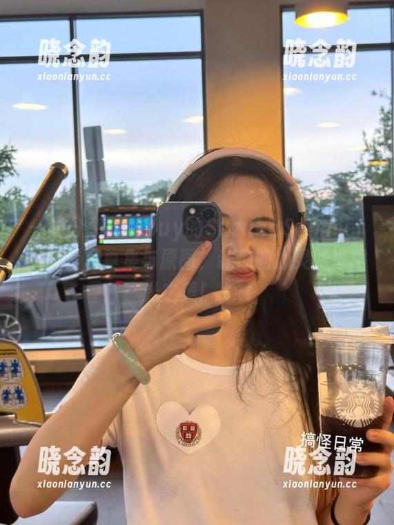一同分享puypuy的SuzukaSummer：夏日写真集与原图，让你的心灵畅享阳光之美！.txt