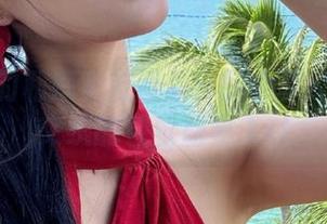 けん研的私房女友图集：探索梦幻与现实交织的视觉盛宴.txt