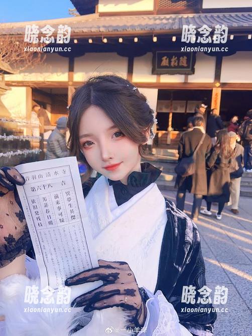 一键下载一小央泽小恶魔全集，发掘她的摄影艺术魅力.txt