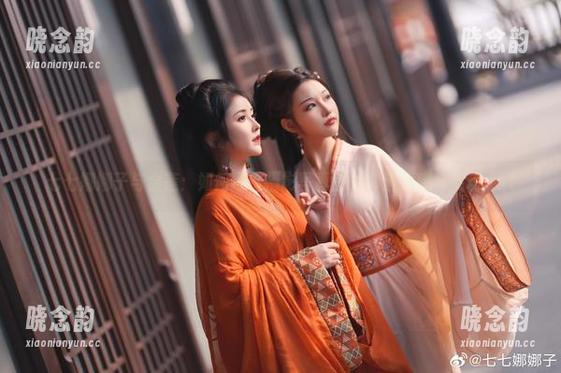 七七娜娜子与金莲：如何通过摄影写真图片传递情感与灵魂.txt