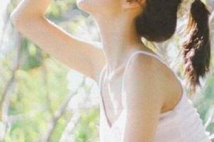 丽柜 – 探索安安黑丝系列写真合集：黑丝瞬间展现无限魅力.txt