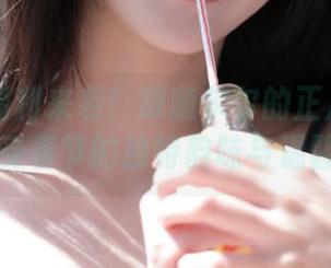 丽柜 – 福利来袭！跟随尔尔的正月十五原图，感受春节的独特韵味与温馨。.txt