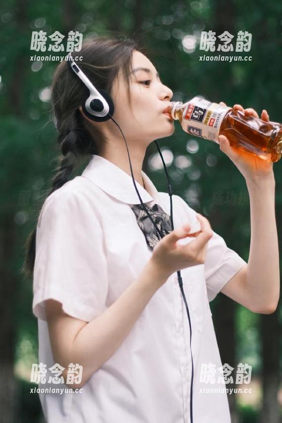 丽柜 - 在线浏览左左白裙资源，成功挑战你的审美底线！.txt