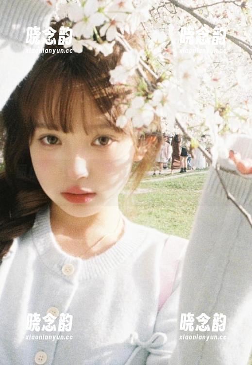 丽柜 - 慕子短裤写真：私房素颜下的真实与自然之美.txt