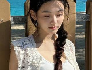 丽柜 – 带你走进文欣的户外写真世界，分享其中的精彩合集.txt