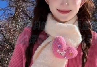 丽柜 – 文芮的颤抖的花蕊图集盛放，分享她与花之间的深情缘分与摄影灵感.txt