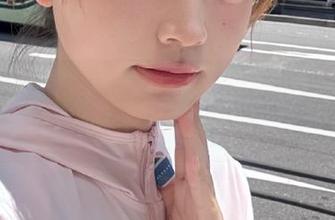 丽柜 – 桃子学姐的私房图包，掀起青春与美丽的浪潮.txt
