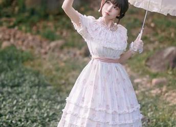 乖乖衣宝修女写真：无圣光环境中的优雅与诱惑套图.txt