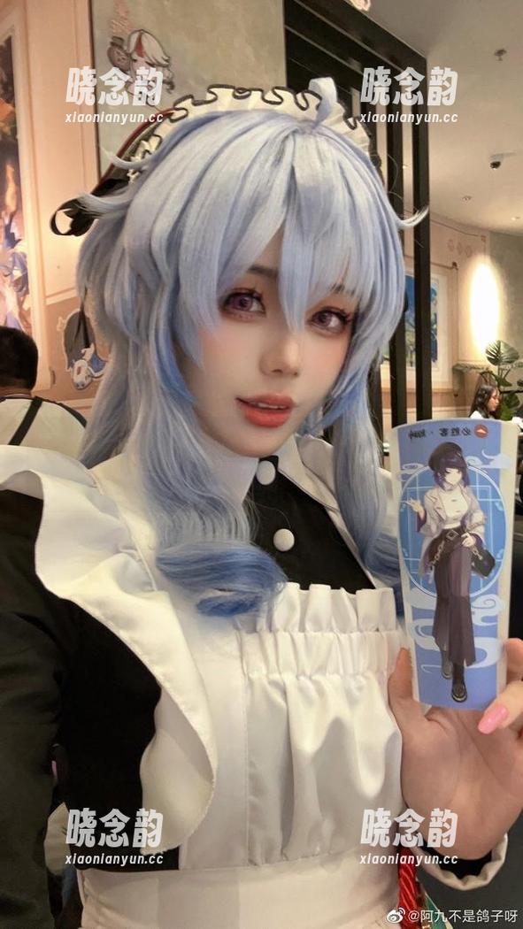 高清COS艺术：九言的双人写真带你进入奇幻世界.txt