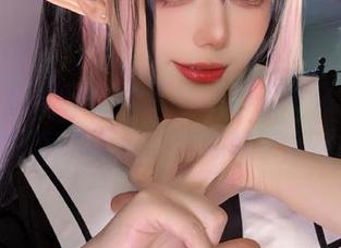热门作品更新：九言全新睡衣写真，唤醒你内心深处的慵懒欲望.txt