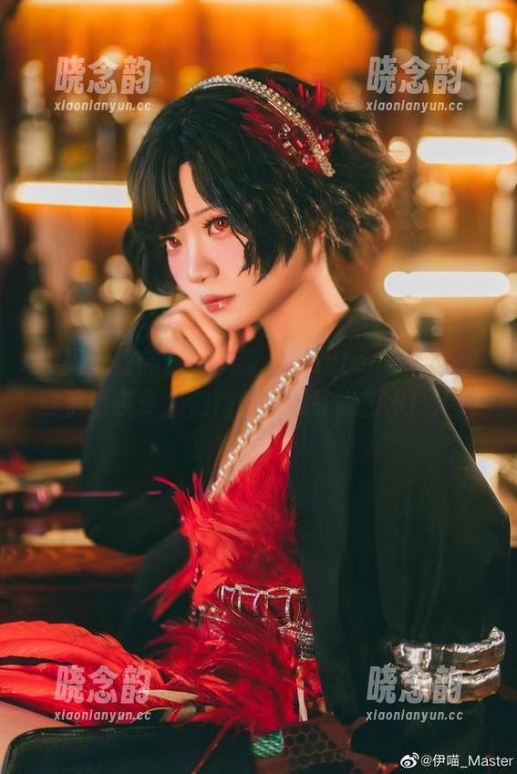 发挥无限创意，伊喵_Master与初音酱联手呈现令人惊艳的cos写真艺术！.txt
