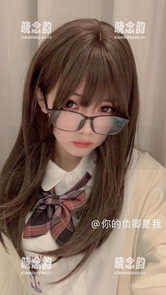 惊艳你的负卿，恶魔姐姐图集上线，免费下载专属写真，感受她的每一分魅力！.txt