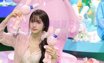 克拉女神 – 观看僮僮的夏日作品，邂逅每一个动人的清晨与黄昏.txt