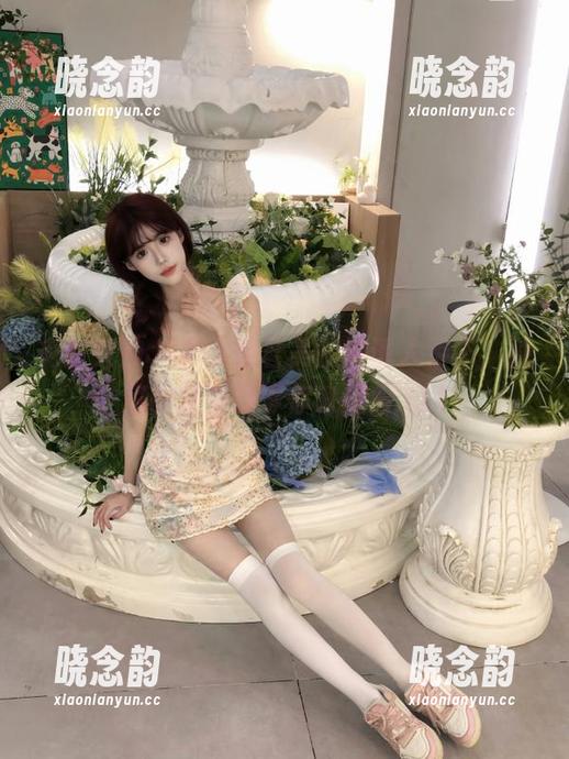 克拉女神 - 尽享孟君美腿的诱人姿态，独家图集资源等你来探索.txt