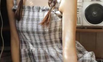 克拉女神 – 盈盈私拍独家内容曝光：原图暗藏的秘密，使你无从忽视！.txt