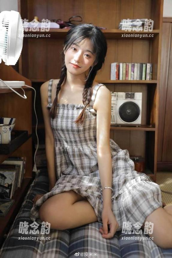 克拉女神 - 盈盈私拍独家内容曝光：原图暗藏的秘密，使你无从忽视！.txt