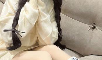 克拉女神 – 发现舒彤女友的魅力：网盘中的精美写真作品.txt