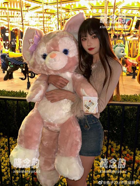 兔子Zzz不吃胡萝卜空姐高品质写真，高清作品为你带来清新之感！.txt