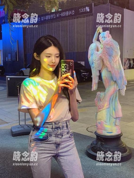 微密圈 - 更新！兔宝妮to白色作品来袭，清新气息让你心动不已！.txt