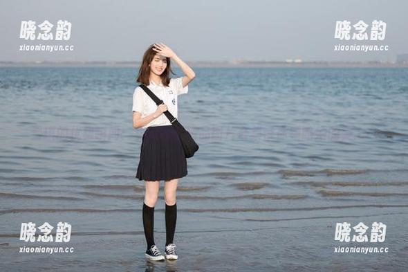 雪琪的优雅瞬间：兔玩映画精品图片合集带你领略她的美.txt