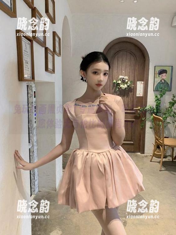 兔玩映画黑贞宅T专属定制，写真拍摄让您体验无与伦比的时尚.txt