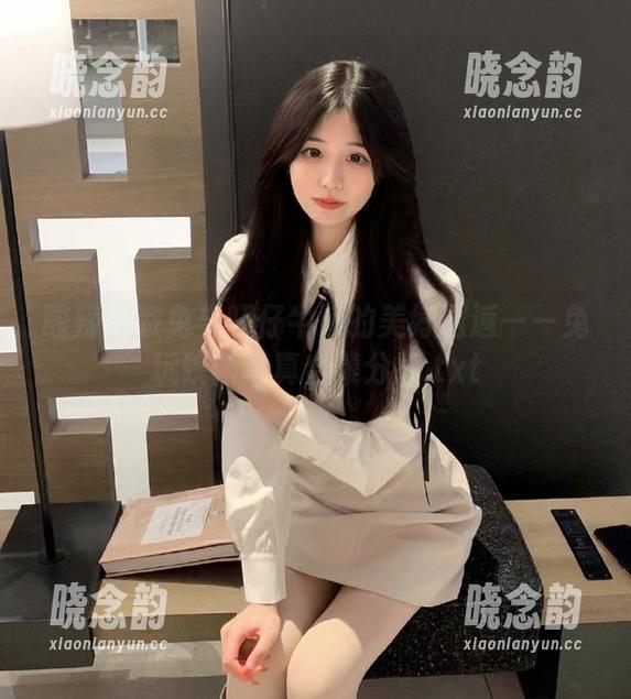 酸辣澈澈兔与旺仔牛奶的美好邂逅——兔玩映画写真合集分享.txt