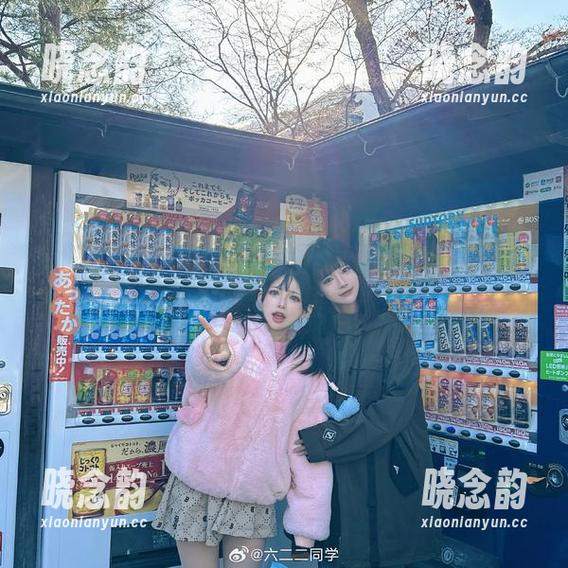六二二同学连体衣套图：感受别样风格的写真资源全景呈现！.txt
