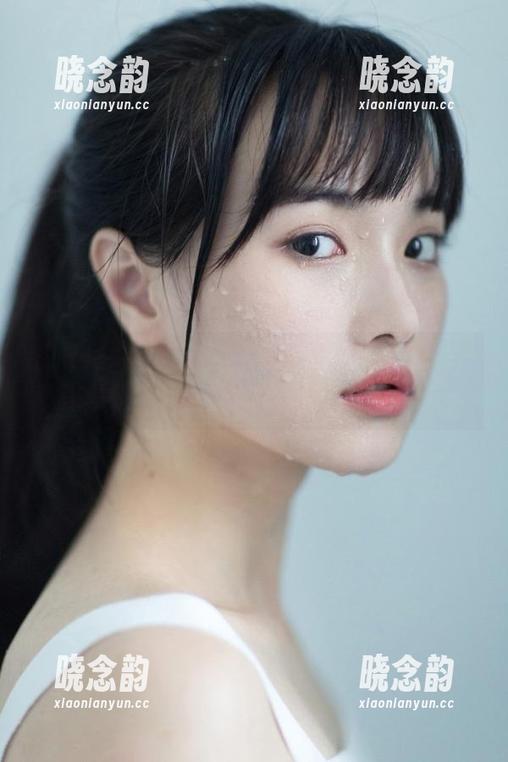 初夏女神 - 让点点夏日高清写真资源，带你领略无尽的夏天魅力与风光！.txt