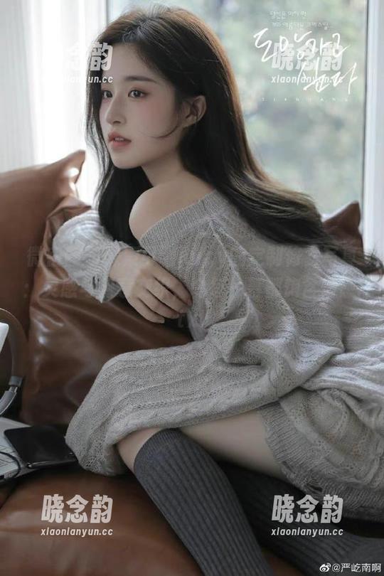 微密圈 - 探索可馨juicy的定制修女写真：灵感与创意交织，令每一幕都饱含情感.txt