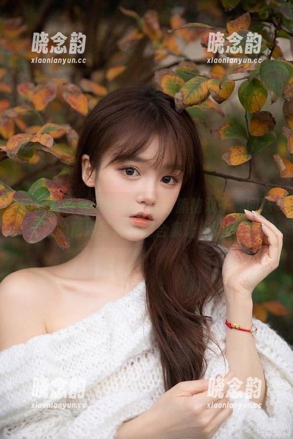喵糖映画重磅推出：黑白旗袍双子，回味无穷的精致写真套图合集让你陶醉.txt