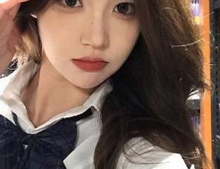 嗲囡囡 – SiByl李思宁的黑白写真：无圣光营造的氛围与视觉享受.txt