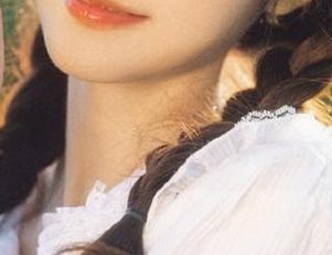 嗲囡囡 – 白丝写真作品里的心妍公主，缔造出令人心驰神往的艺术盛宴！.txt