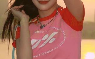 嗲囡囡 – 顾欣怡旅拍图包，捕捉无与伦比的旅行瞬间，免费下载尽享视觉盛宴.txt