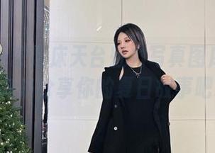 夏鸽鸽不想起床天台魅力写真图库全新上线，快来分享你的夏日故事吧!.txt