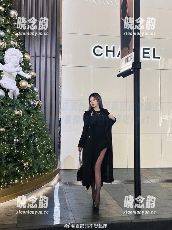 夏鸽鸽不想起床天台魅力写真图库全新上线，快来分享你的夏日故事吧!.txt