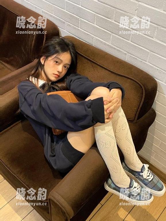 头条女神 - 浴缸魅影：张梦艺最新高清图片尽在眼前！.txt